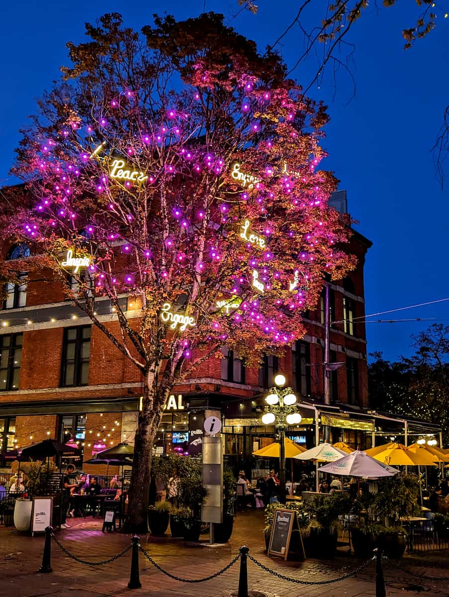 Vita notturna a Gastown