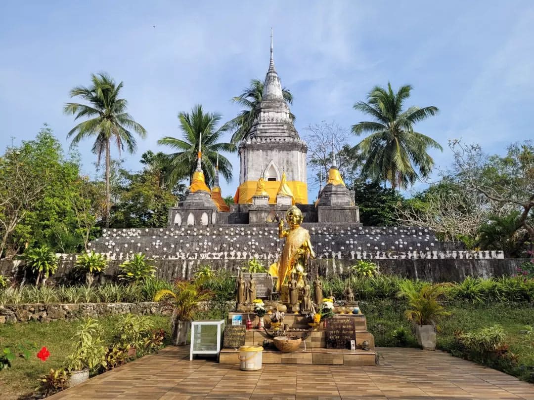 Wat Chaloklum